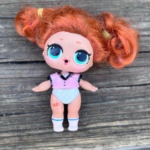 LOL SURPRISE DOLL POOPEE SK8ER GIRL RED HAIR GREEN EYES